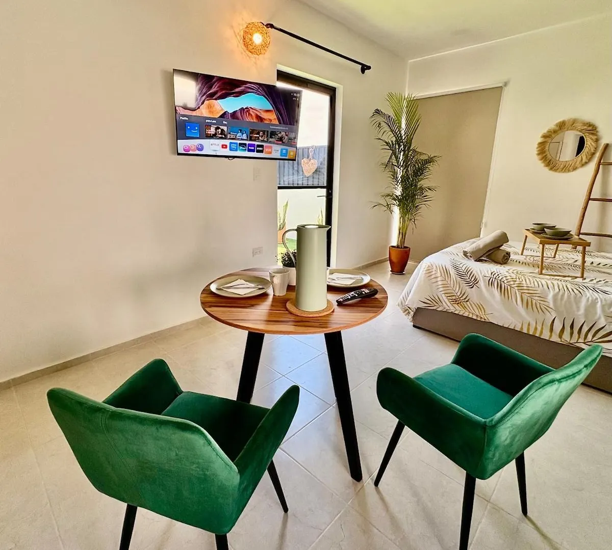 Private Suite With Terrace & Jacuzzi Merida Apartment